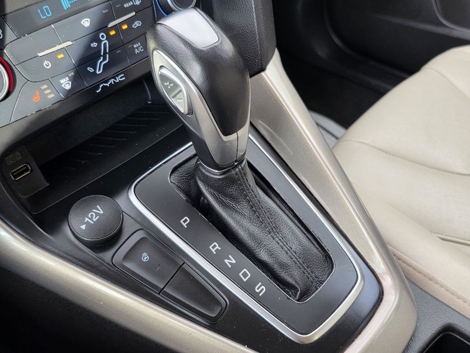 Used 2018 Ford Focus Titanium FWD image 15