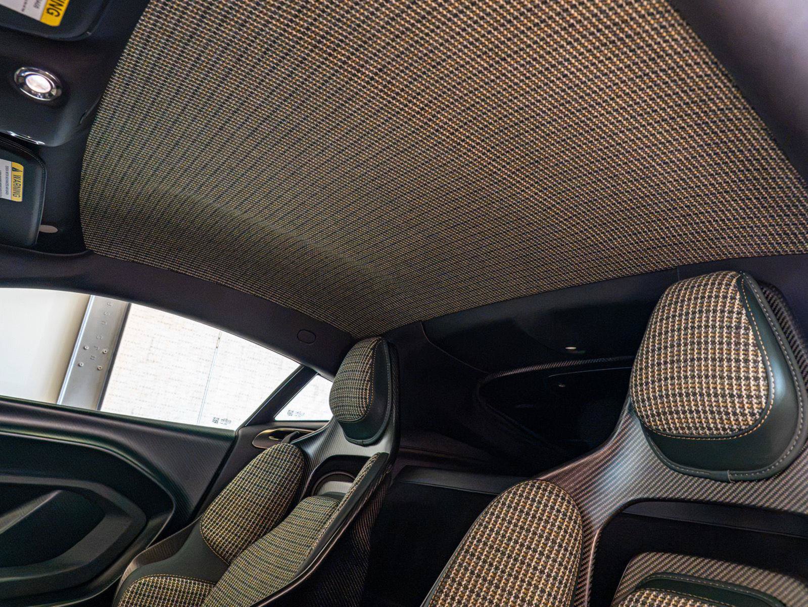 Used 2024 Aston Martin Valour RWD image 43