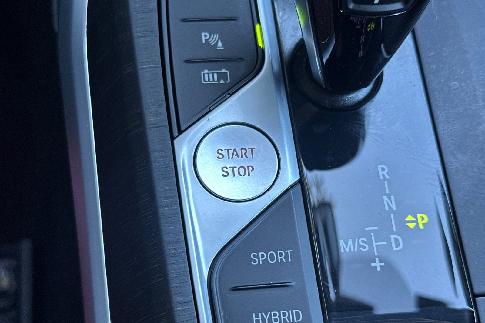 Certified 2022 BMW 330e w/ Premium Package image 27