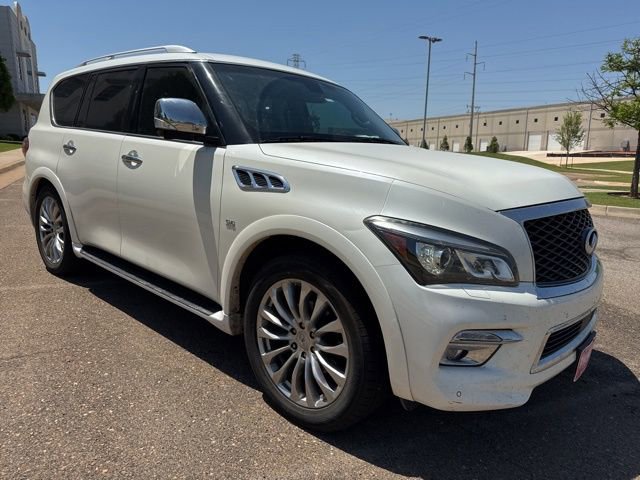 Used 2016 INFINITI QX80 4WD w/ Deluxe Technology Package image 3