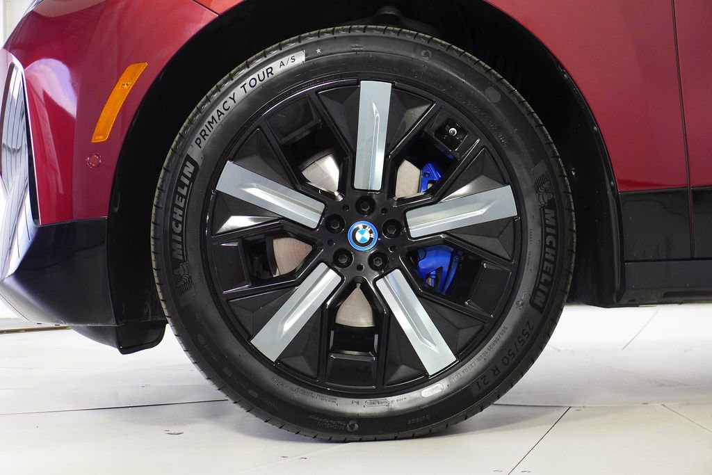 Certified 2023 BMW iX xDrive50 w/ Sport Package image 5