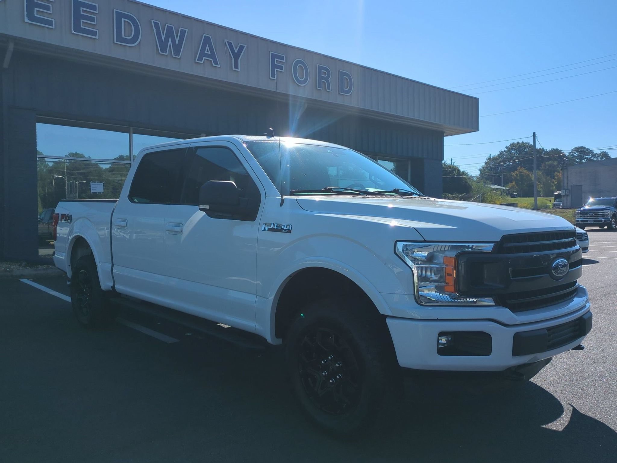 Used 2020 Ford F150 XLT w/ Equipment Group 302A Luxury AWD/4WD image 3