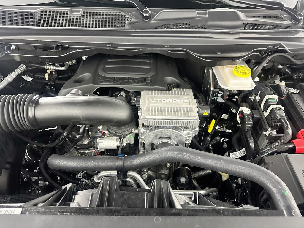 New 2026 RAM 1500 Express AWD/4WD image 20