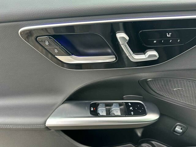Certified 2025 Mercedes-Benz C 300 C 300 4D Sedan image 13