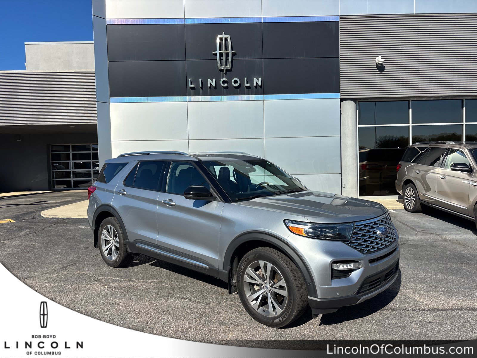 Used 2020 Ford Explorer Platinum w/ Premium Technology Package