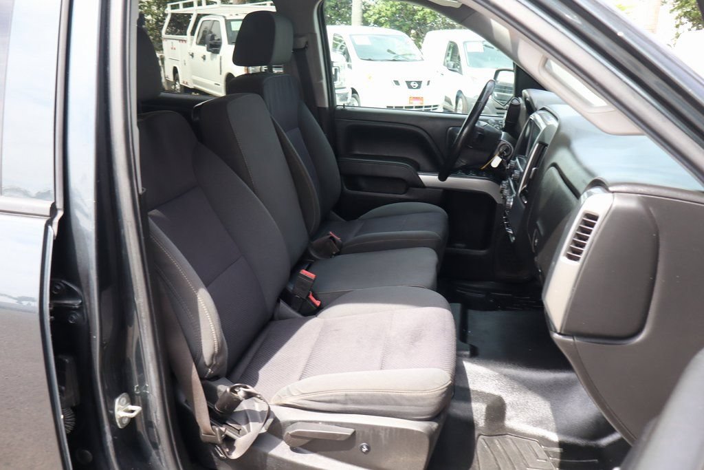 Used 2018 Chevrolet Silverado 1500 LT w/ All Star Edition AWD/4WD image 34