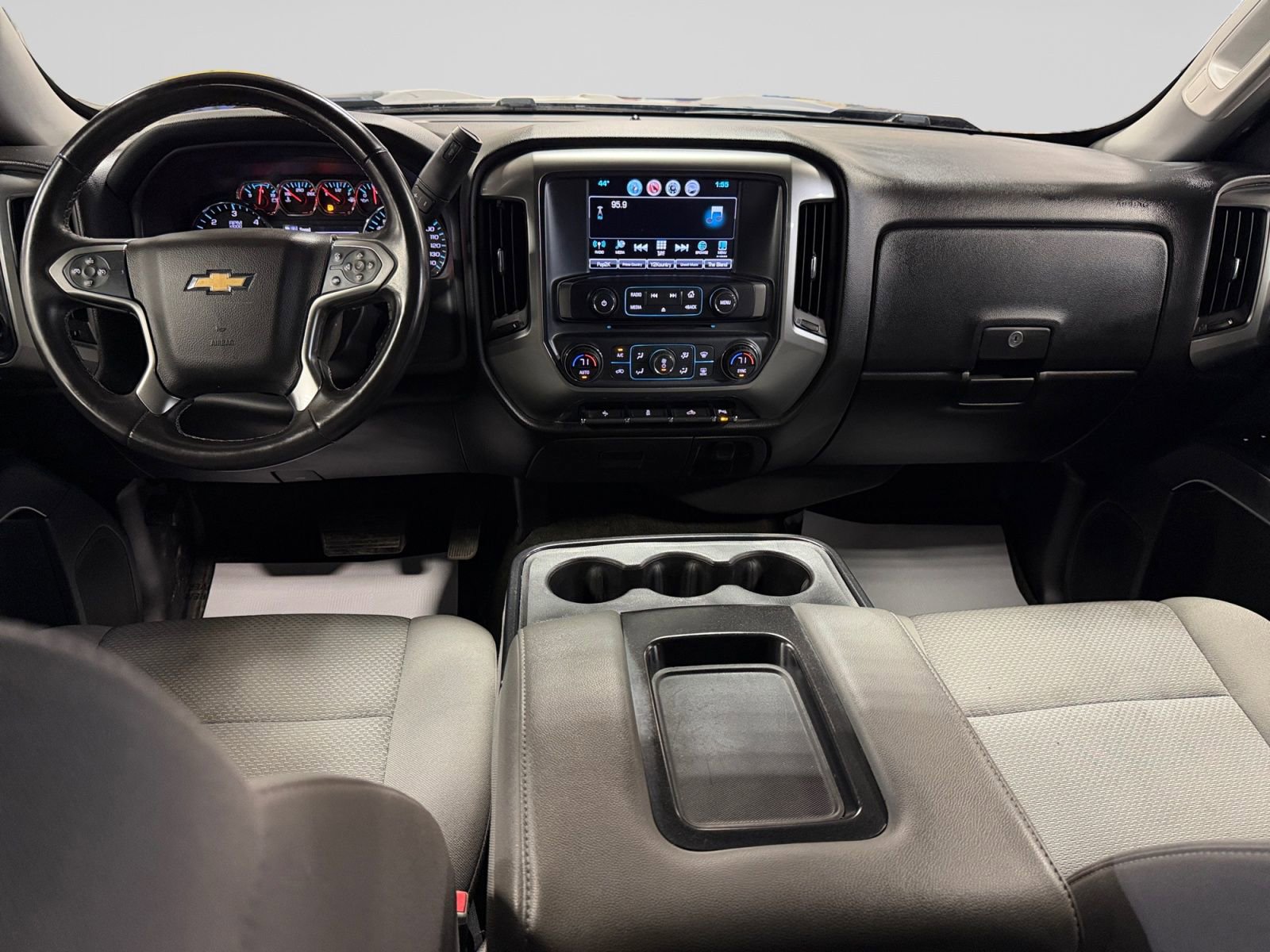 Used 2017 Chevrolet Silverado 1500 LT w/ All Star Edition AWD/4WD image 16