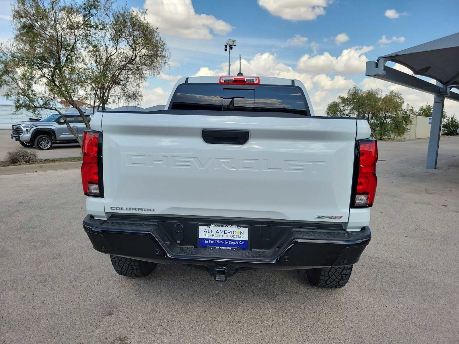 Used 2023 Chevrolet Colorado ZR2 w/ ZR2 Convenience Package III image 5