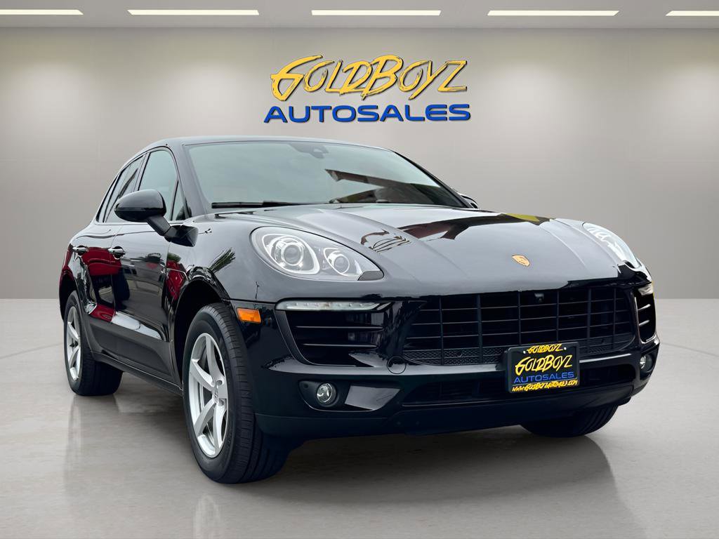 Used 2018 Porsche Macan Sport Edition image 3