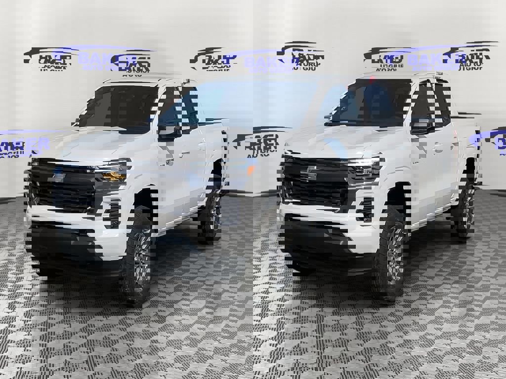 New 2025 Chevrolet Colorado LT w/ LT Convenience Package image 2