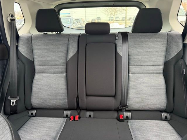 Certified 2023 Nissan Rogue SV image 18