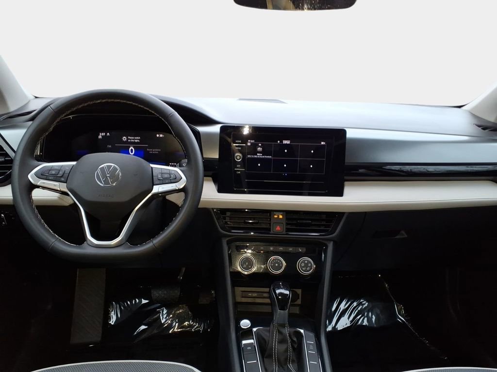 Used 2025 Volkswagen Taos S image 12