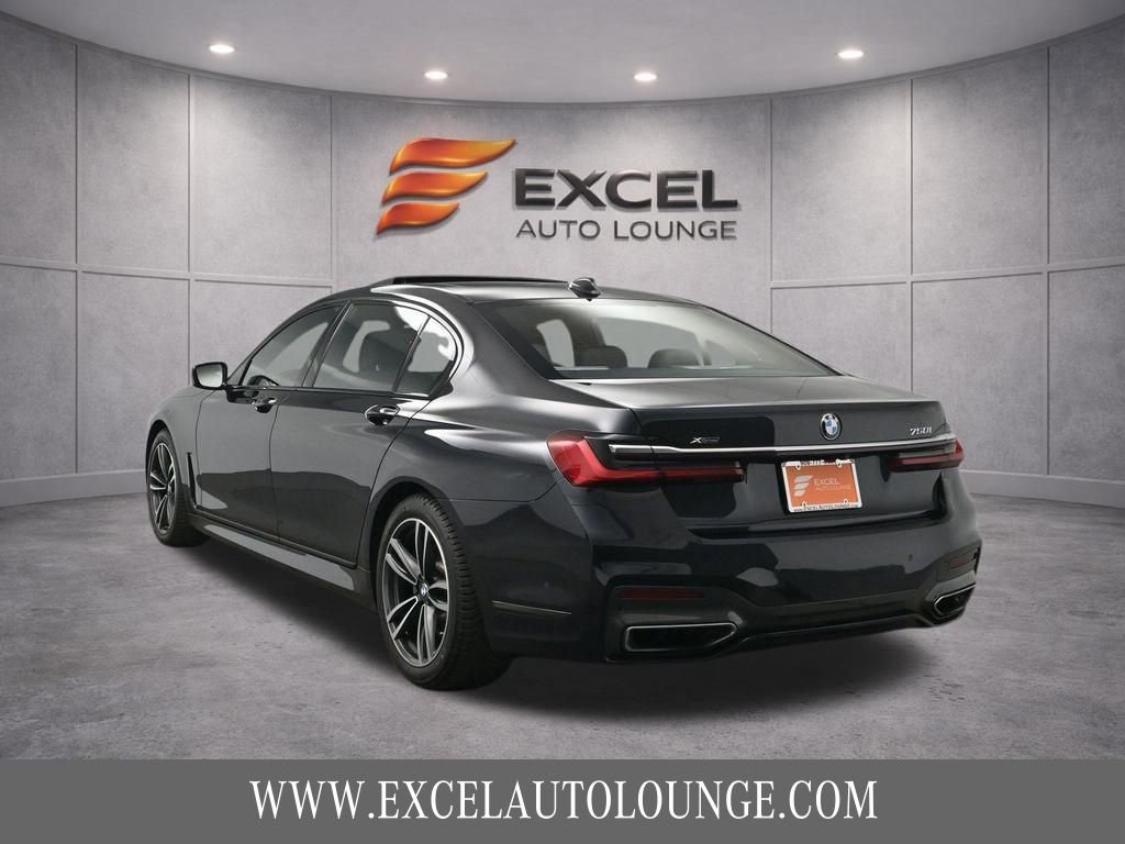 Used 2020 BMW 750i xDrive w/ M Sport Package AWD/4WD image 5