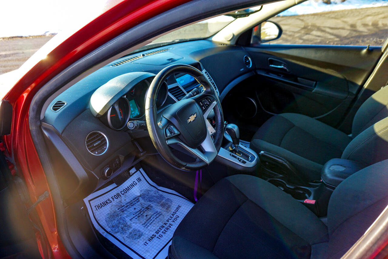 Used 2011 Chevrolet Cruze LT image 15