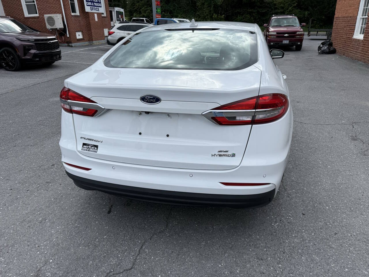 Used 2019 Ford Fusion SE FWD image 7