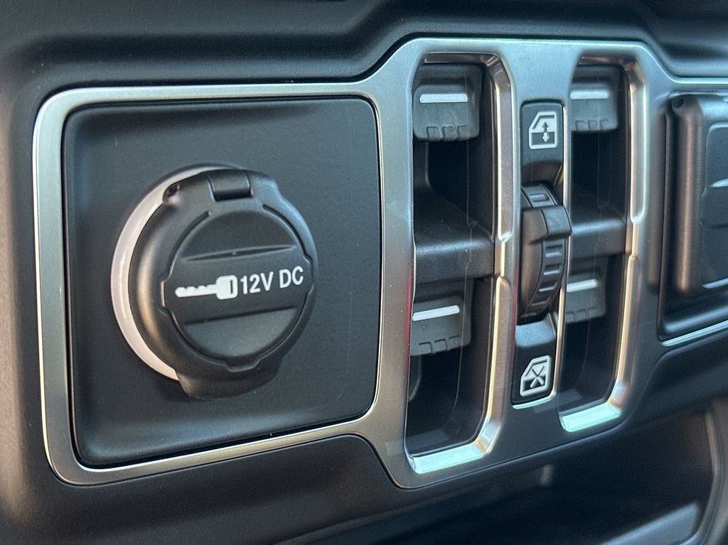 New 2026 Jeep Gladiator Sport AWD/4WD image 13