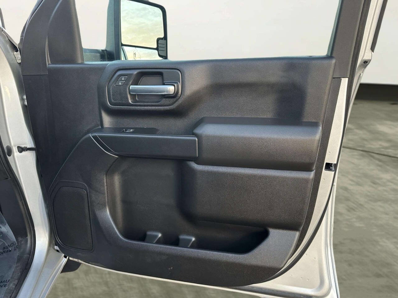 Used 2022 Chevrolet Silverado 2500 Custom w/ Custom Convenience Package image 17