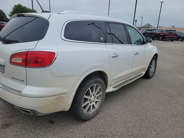 Used 2017 Buick Enclave Leather FWD image 5