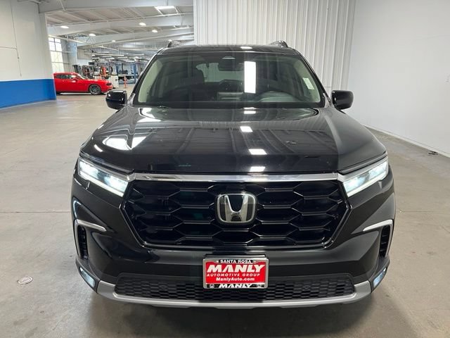 Used 2024 Honda Pilot Touring image 8