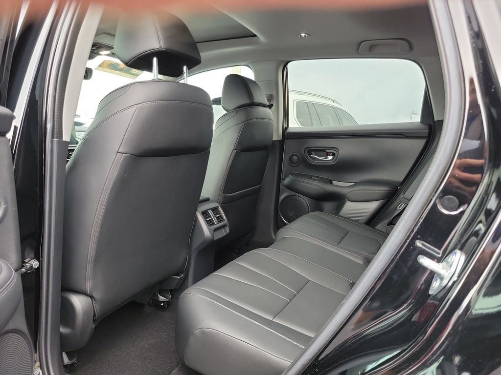 Certified 2025 Acura ADX FWD image 12