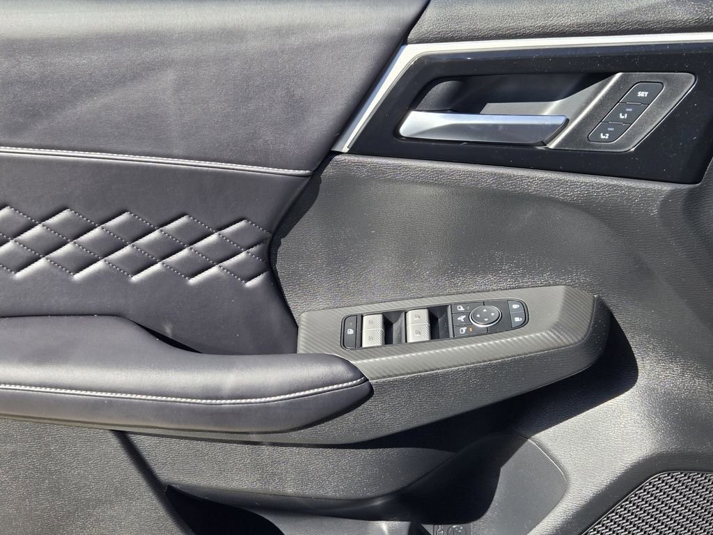 New 2025 Mitsubishi Outlander SEL Black Edition image 18
