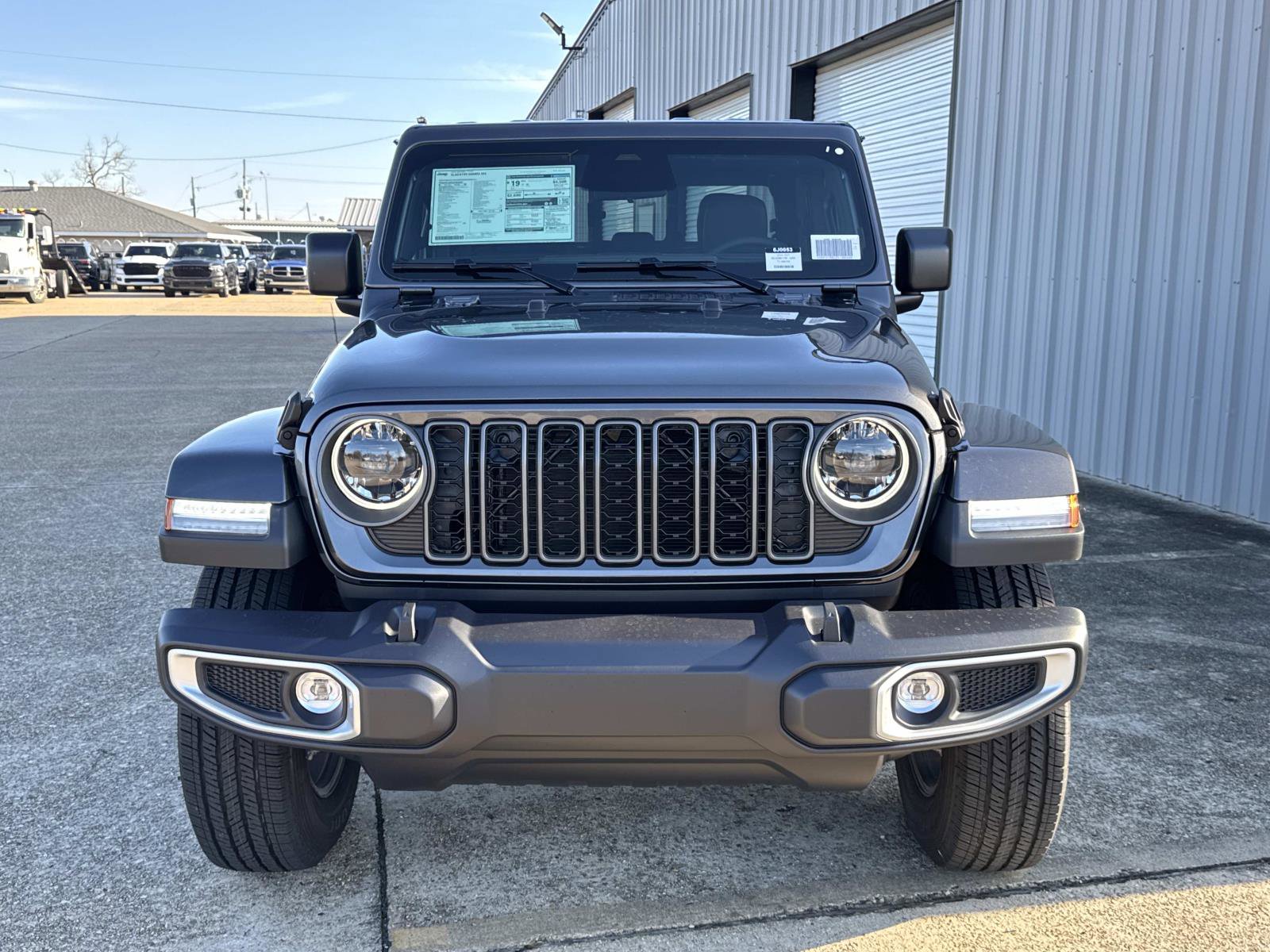 New 2026 Jeep Gladiator Sport AWD/4WD image 2