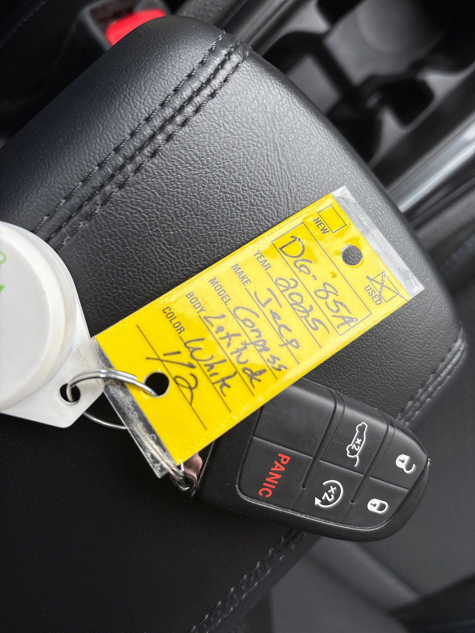 Used 2025 Jeep Compass Latitude w/ Convenience Group image 20