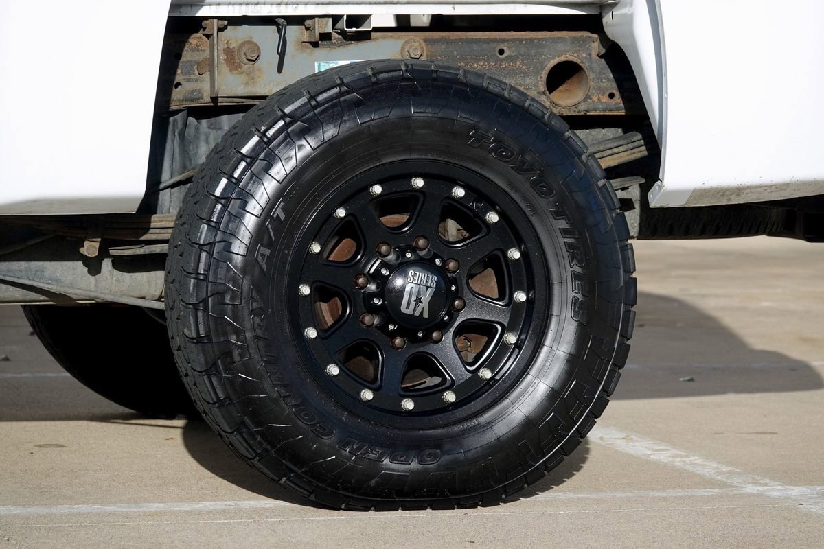 Used 2014 Chevrolet Silverado 2500 LT image 25