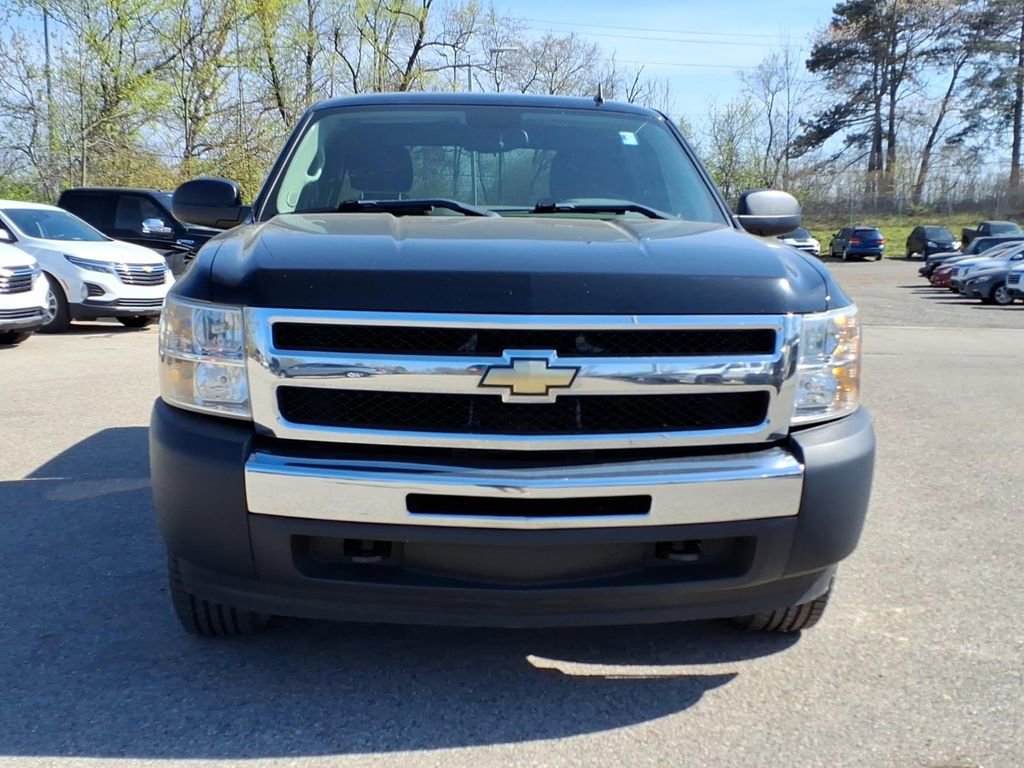 Used 2011 Chevrolet Silverado 1500 LS AWD/4WD image 2