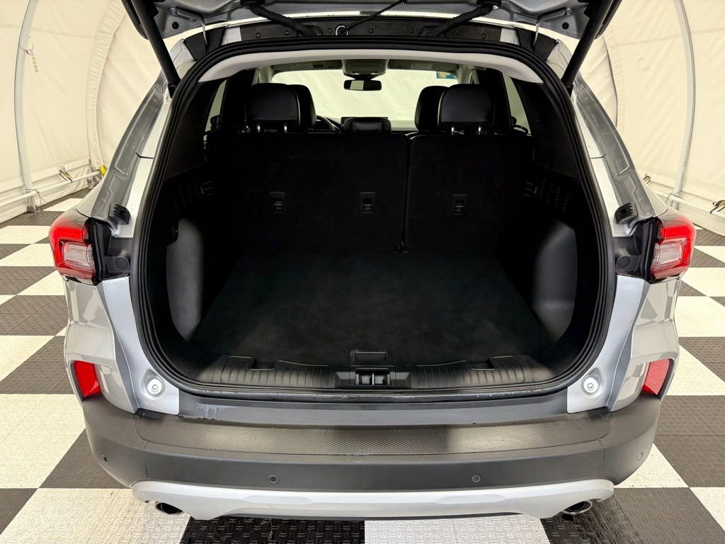 Used 2024 Ford Escape Platinum AWD/4WD image 4
