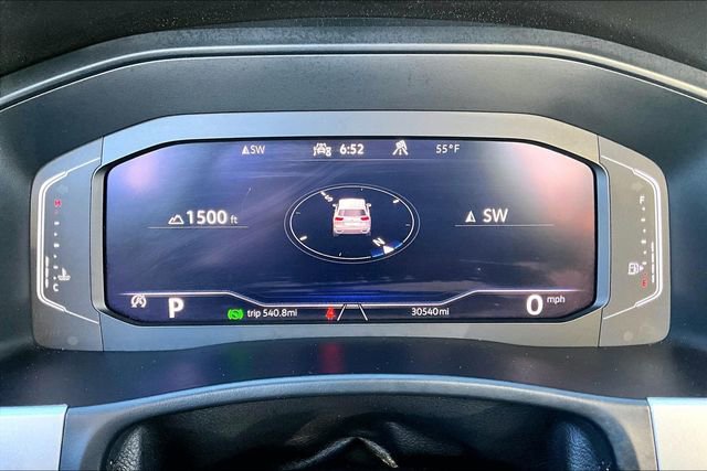 Used 2022 Volkswagen Atlas Cross Sport SEL R-Line image 13