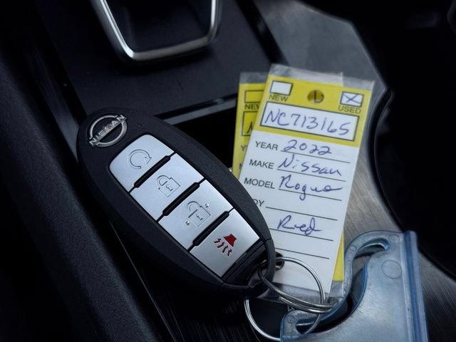 Used 2022 Nissan Rogue SV AWD/4WD image 38