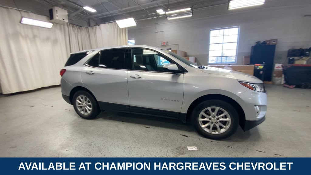 Used 2020 Chevrolet Equinox LT w/ Driver Convenience Package FWD image 2