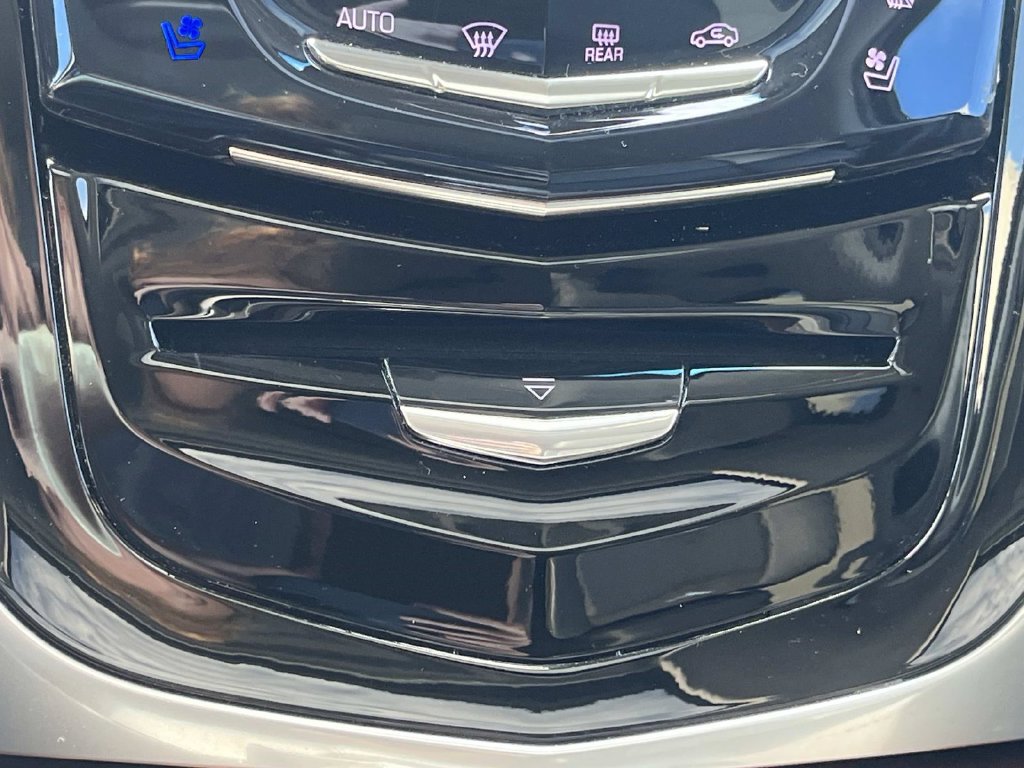 Used 2018 Cadillac Escalade ESV Premium Luxury AWD/4WD image 37