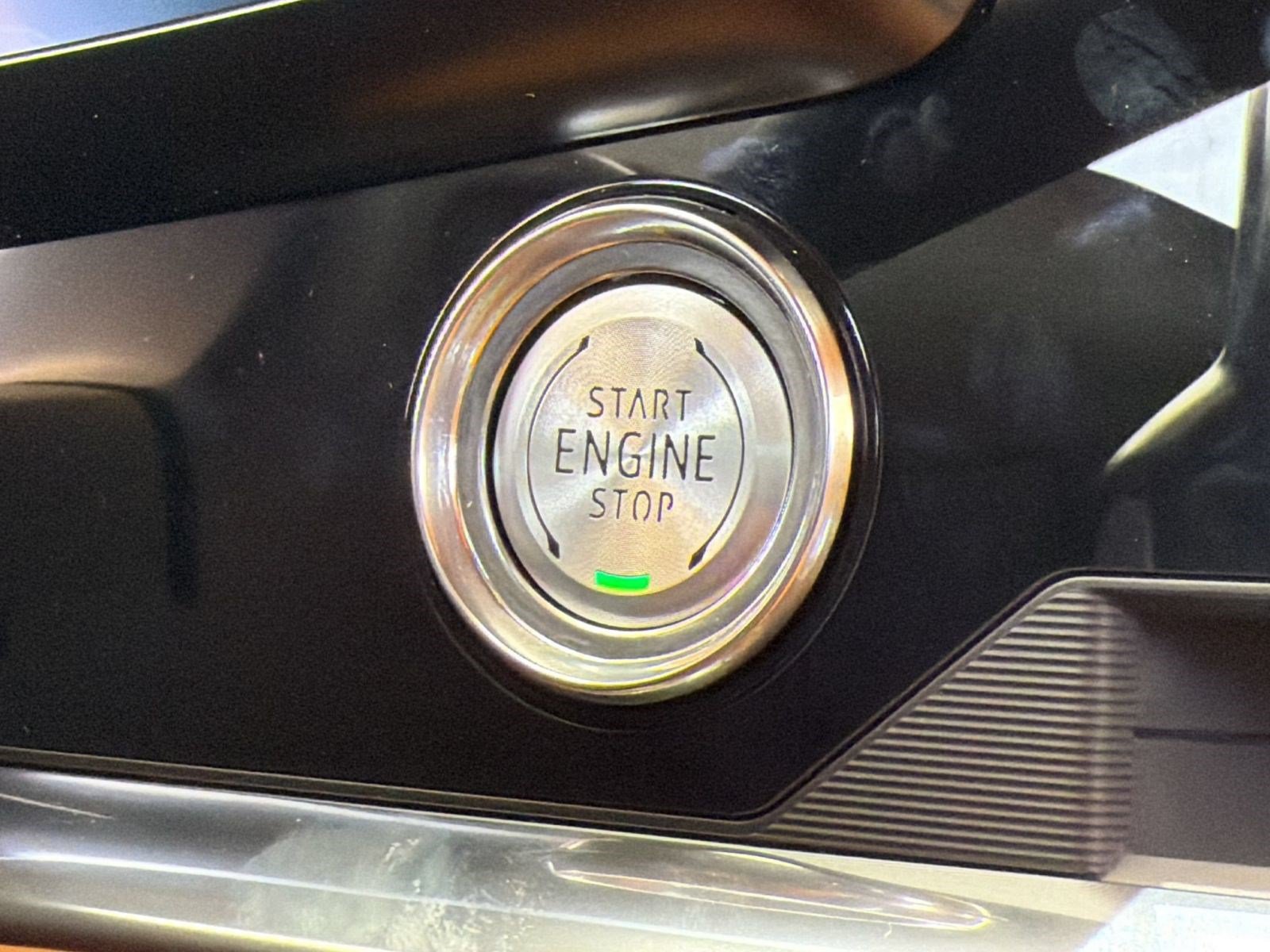 Certified 2020 Chevrolet Corvette Stingray Premium Cpe w/ 3LT Preferred Equipment Group RWD image 16