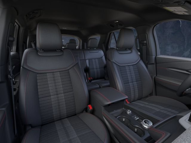 New 2026 Ford Explorer ST-Line w/ ST-Line Street Pack AWD/4WD image 10