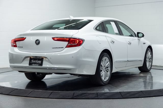 Used 2018 Buick LaCrosse Essence FWD image 10