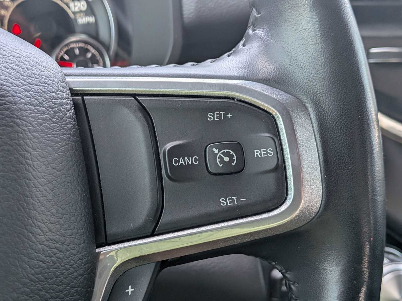 Used 2020 RAM 1500 Laramie w/ Sport Appearance Package AWD/4WD image 24