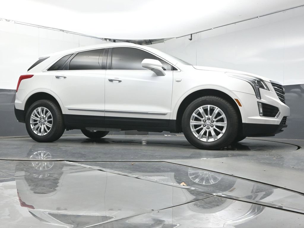 Used 2018 Cadillac XT5 FWD w/ LPO, Wheel Lock Package image 30