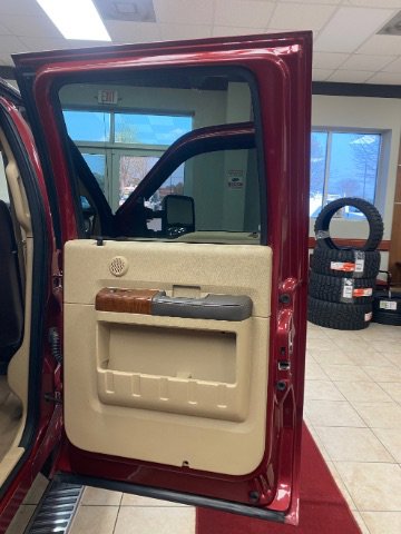 Used 2015 Ford F350 King Ranch w/ King Ranch w/Chrome Package image 13