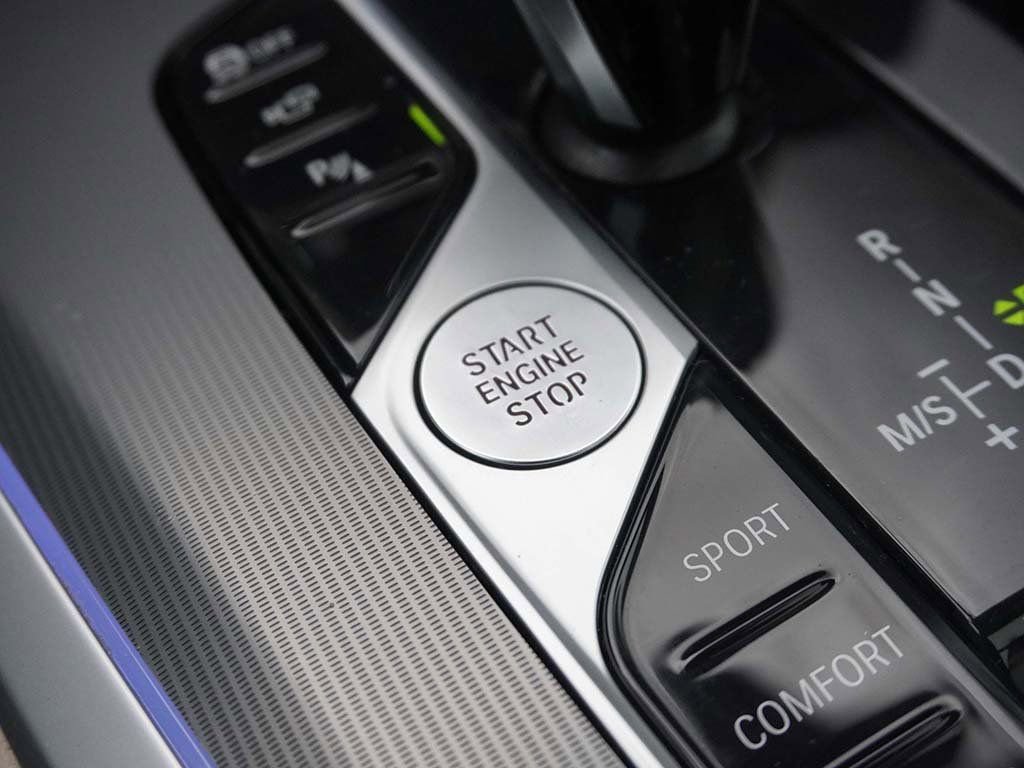 Used 2022 BMW X5 xDrive40i w/ Premium Package AWD/4WD image 48