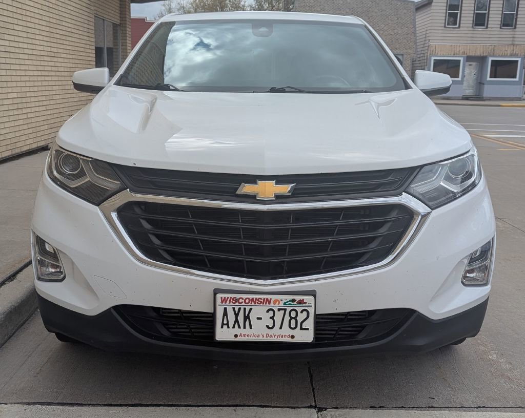 Used 2019 Chevrolet Equinox LT w/ Driver Convenience Package image 4