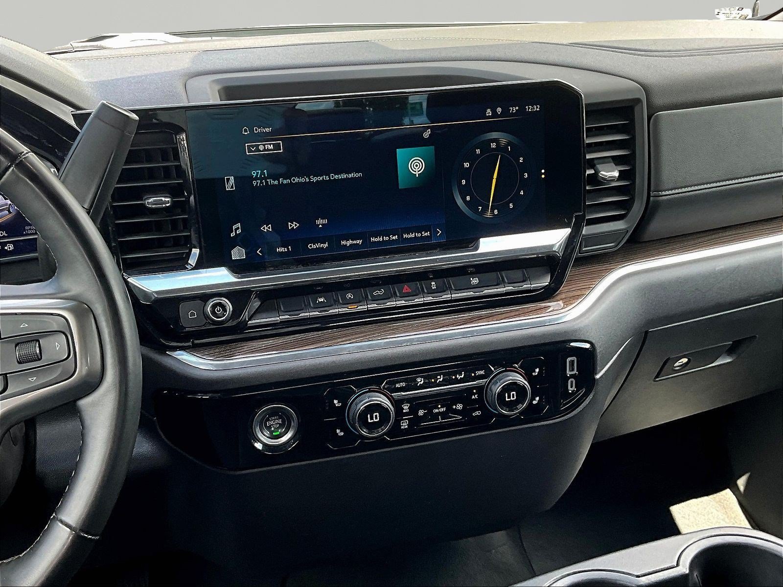 Used 2024 Chevrolet Silverado 1500 LT AWD/4WD image 9