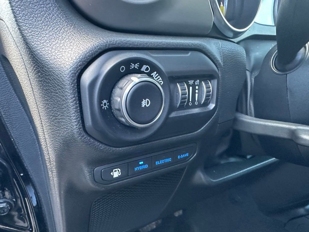 Used 2022 Jeep Wrangler Unlimited Rubicon 4xe w/ Cold Weather Group image 14