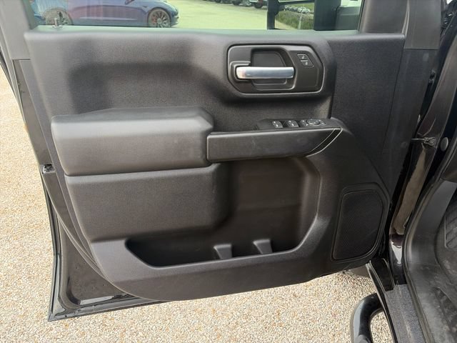Used 2022 Chevrolet Silverado 2500 Custom w/ Custom Value Package AWD/4WD image 10