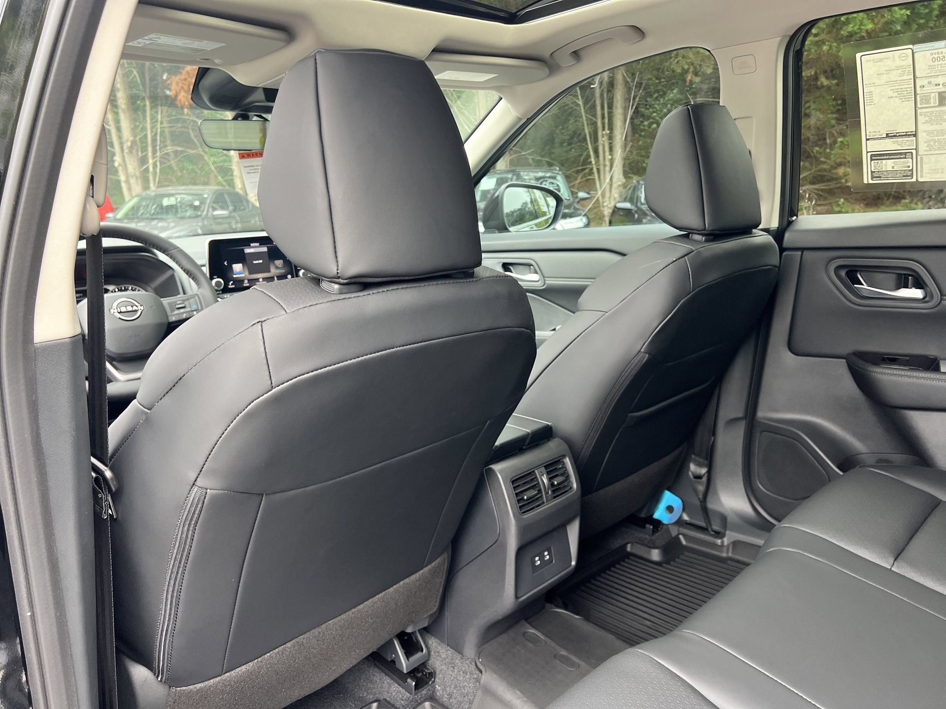 New 2026 Nissan Rogue Dark Armor AWD/4WD image 17