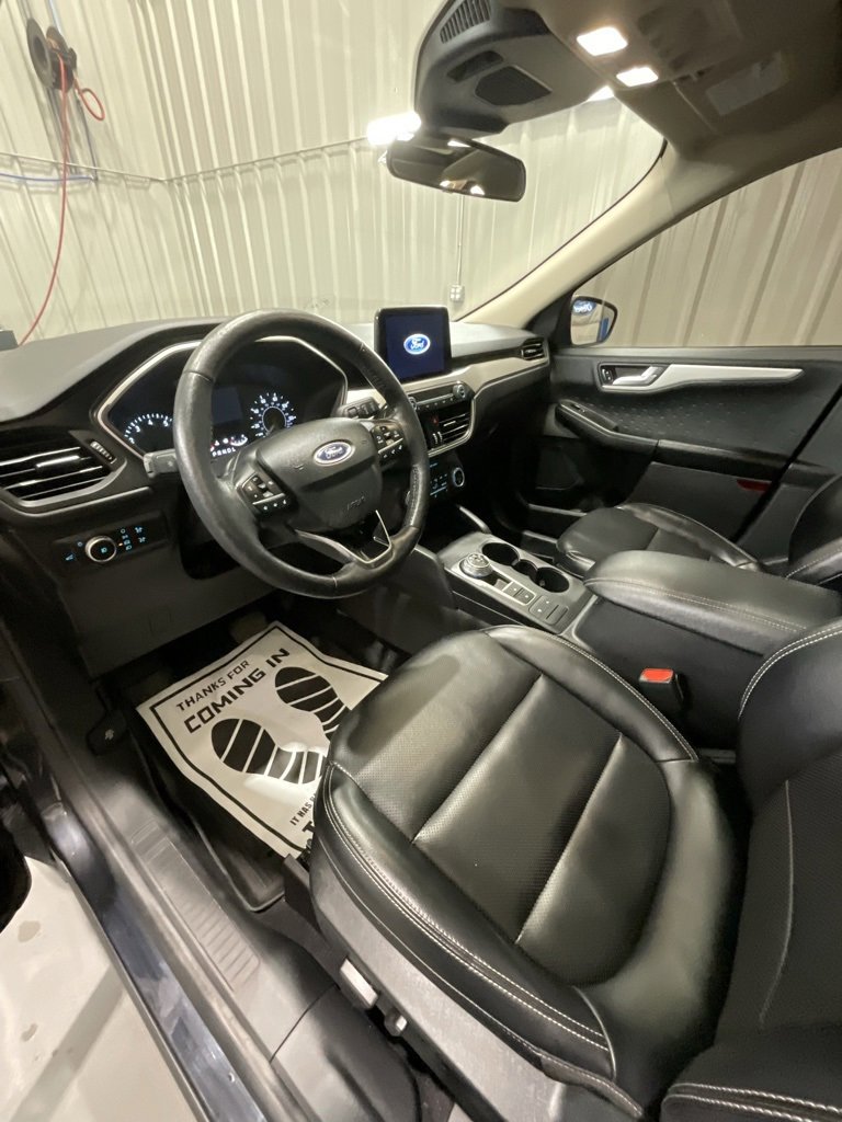 Used 2020 Ford Escape SEL image 9