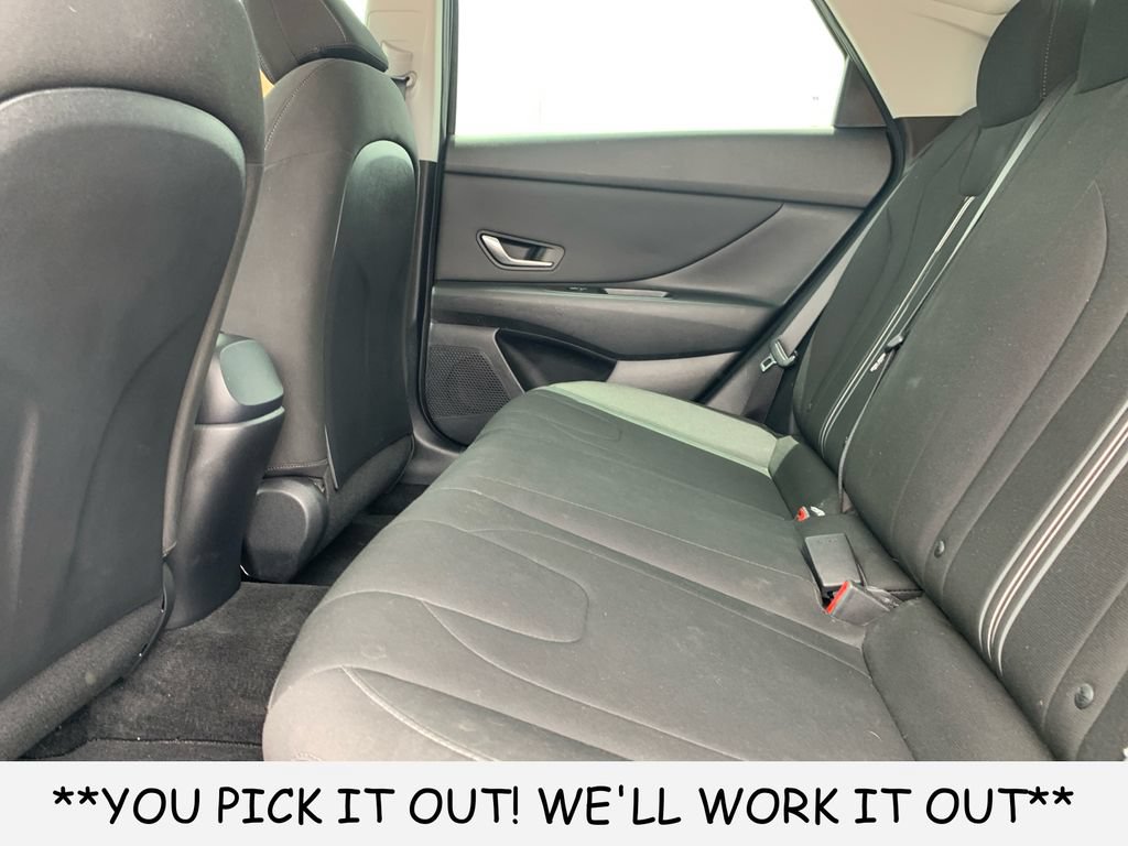 Used 2023 Hyundai Elantra SEL w/ Convenience Package FWD image 23