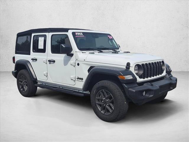 Used 2024 Jeep Wrangler Unlimited Sport AWD/4WD image 3