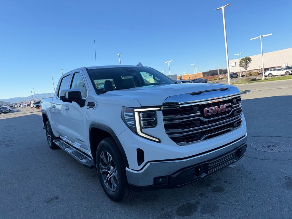 Used 2024 GMC Sierra 1500 SLT image 8